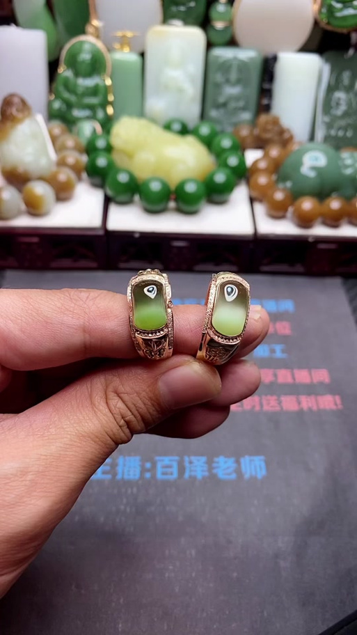 玉器珠宝 #高档大气上档次 #藏品 #碧玉 #美出高级感 #玉石工厂直通